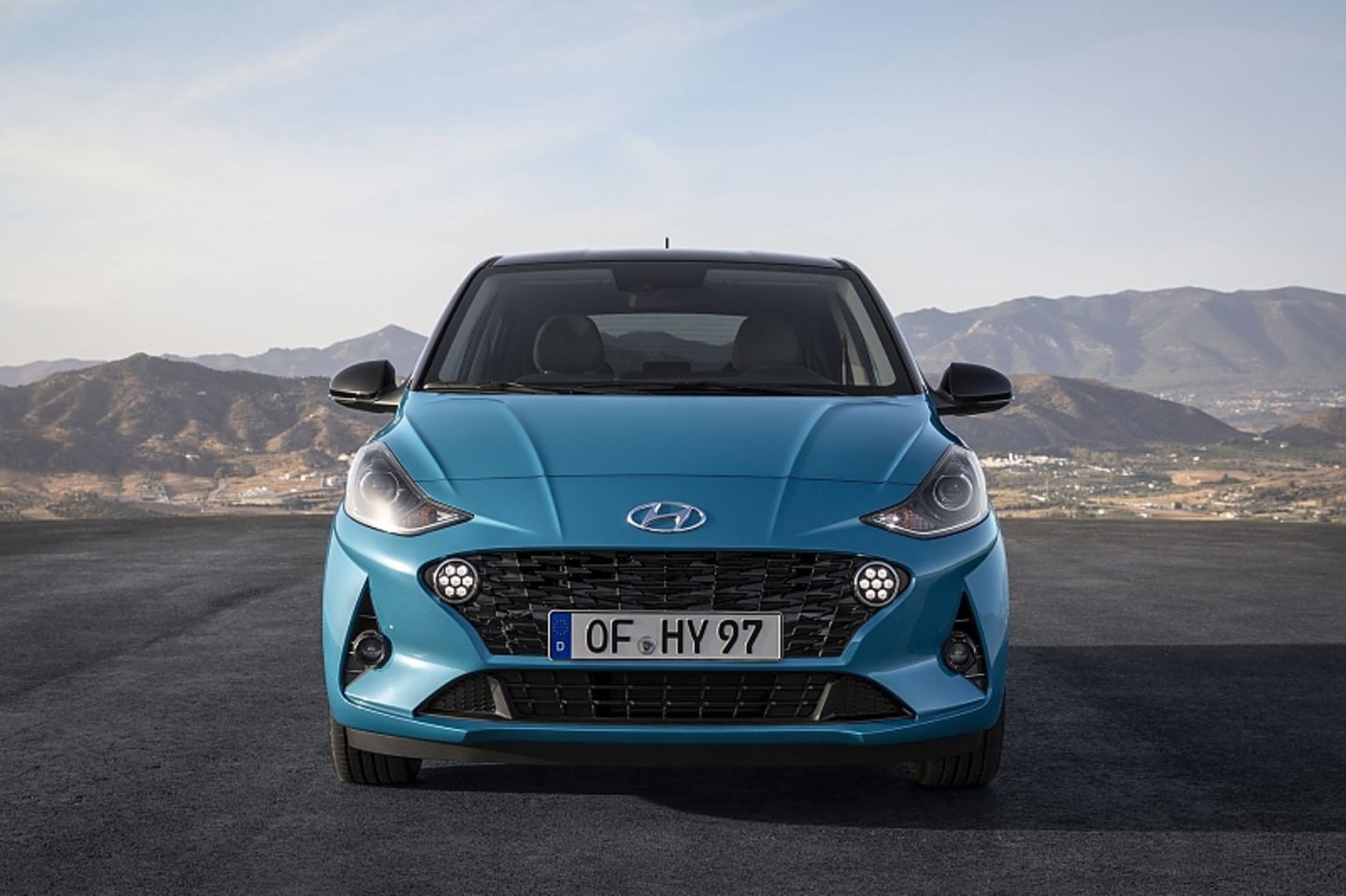 Der Hyundai i10 1.2 ist bis zu 171 km/h schnell
