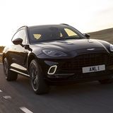 Der Aston Martin DBX wiegt 2.245 Kilogramm