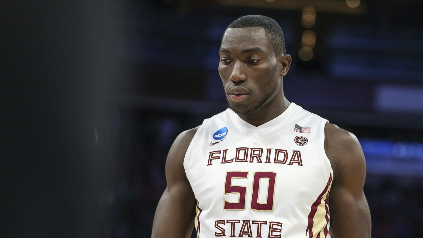 Nigerianischer Basketball-Profi Michael Ojo