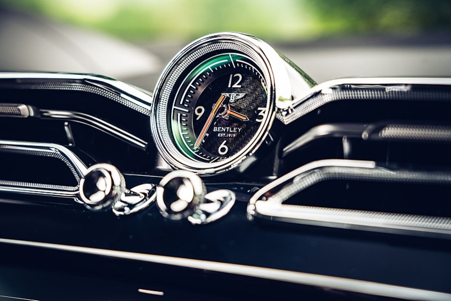 Bentley Bentayga V8 2021