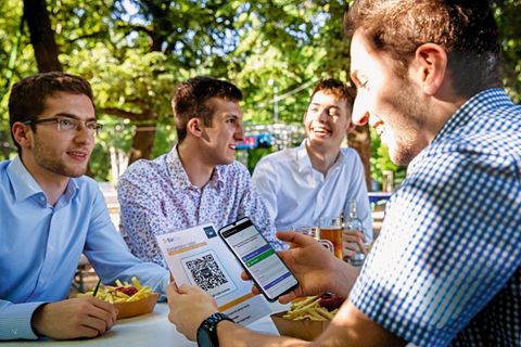 Abiturienten erfinden die Corona Gäste App
