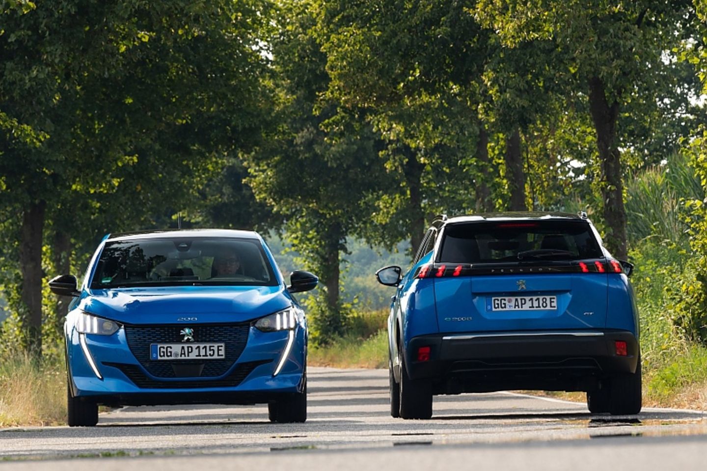 Der Peugeot e-2008 basiert auf der elektrifizierten CMP-Plattform (Common Modular Platform)