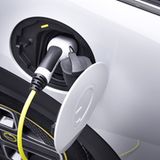 Der Mini Cooper SE beherrscht das dreiphasige Wechselstromladen