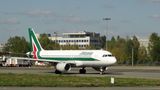 Alitalia  In dem Reigen nicht zu vergessen ist Alitalia. Im Mai 2017 musste die Fluglinie offiziell Insolvenz anmelden. Doch bisher haben Staatshilfen ein komplettes Grounding der Flotte verhindern können. Fristen für die Investorensuche zur Privatisierung des Staats-Carriers wurden immer wieder verlängert. Unter dem Namen Italia Trasporto Aereo (ITA) soll die neue und stark geschrumpfte Alitalia eine Zukunft auch nach Corona haben.