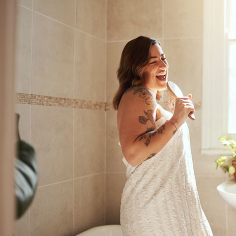 Unnützes Wissen – Musik: Singen stärkt das Immunsystem – deshalb sollten wir öfter unter der Dusche singen