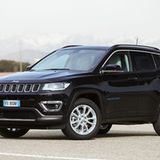 Der Jeep Compass 4xe wiegt 1.935 Kilogramm