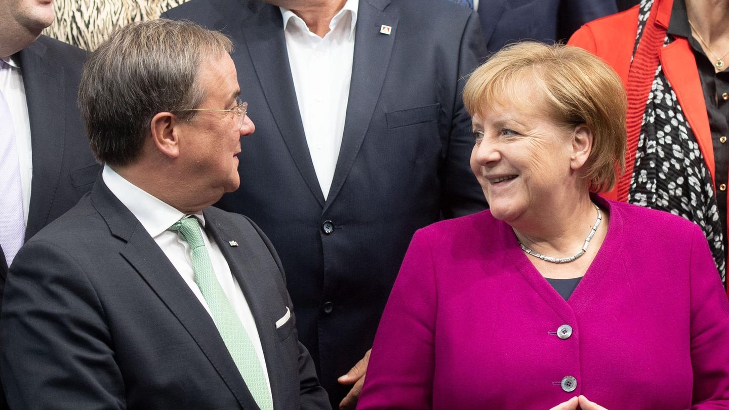Morgenlage Bundeskanzlerin Merkel Besucht Armin Laschet In Nrw Stern De