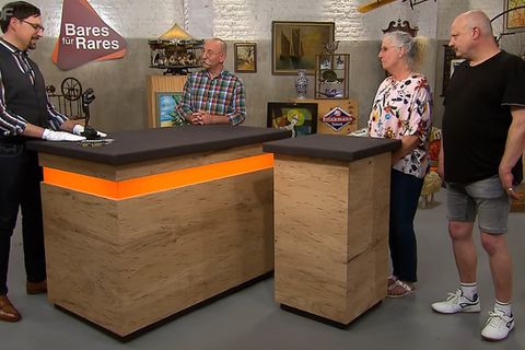 Bares für Rares: Colmar Schulte-Goltz, Horst Lichter und Verkäufer