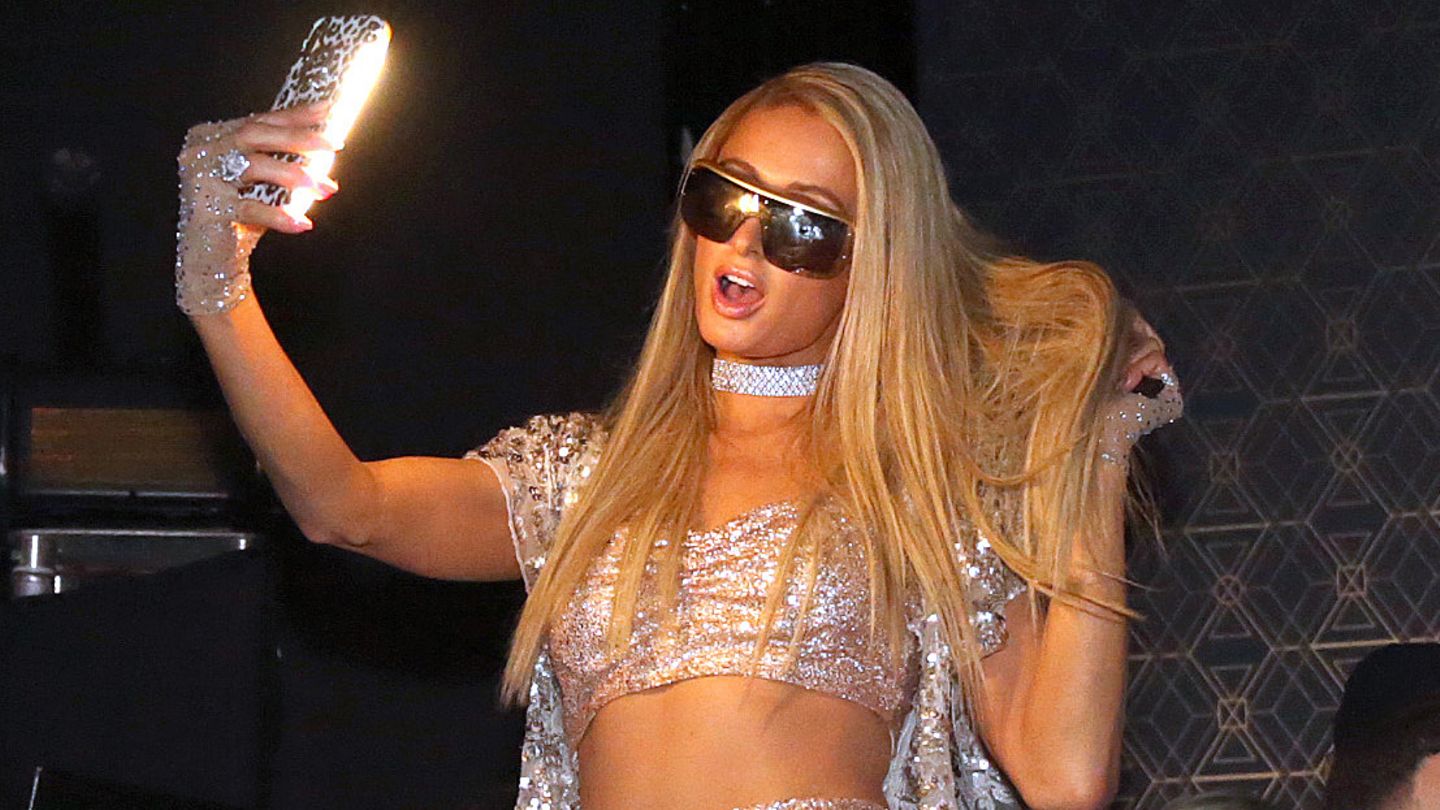 Paris Hilton bei einer Party in Los Angeles