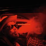 Valter (rauchend auf dem Bild) und seine Freunde