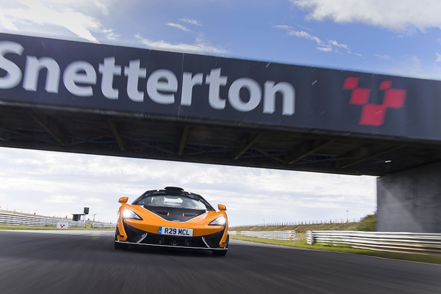 McLaren 620 R