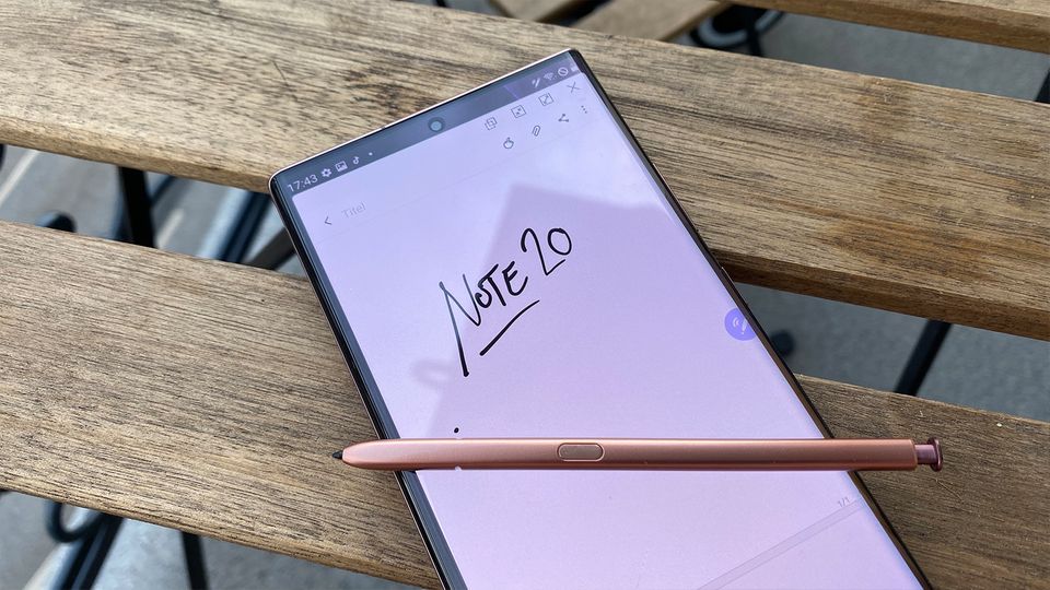 Neues Spitzensmartphone: Der S-Pen genannte Stift ist das Markenzeichen von Samsungs Galaxy-Note-Serie. Er verschwindet bei Nichtbenutzung im unteren Rahmen Der S-Pen genannte Stift ist das Markenzeichen von Samsungs Galaxy-Note-Serie. Er verschwindet bei Nichtbenutzung im unteren Rahmen