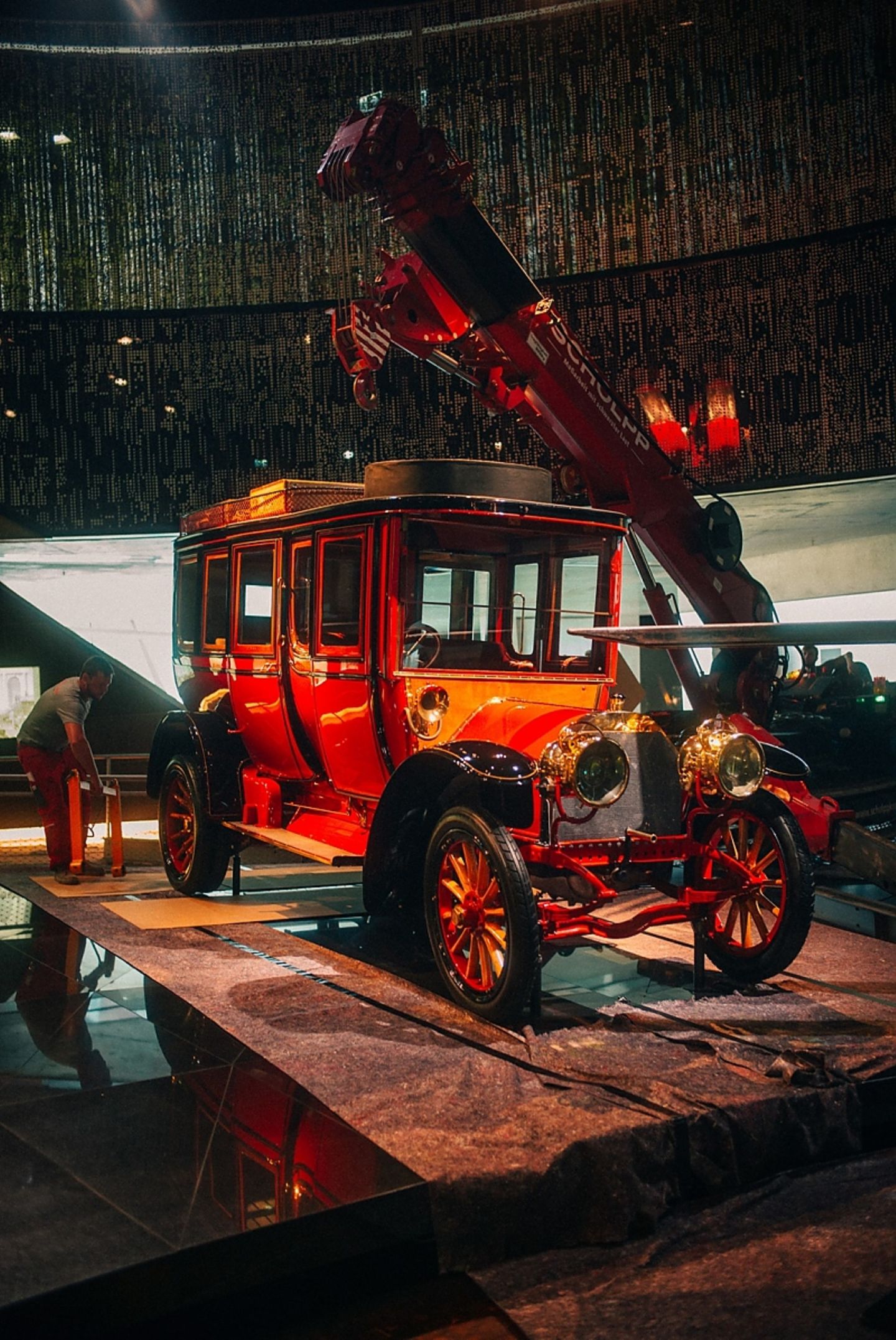 Umzug Mercedes Jellinek Reisewagen