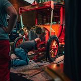 Umzug Mercedes Jellinek Reisewagen