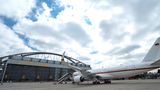Die Kosten für das Beschaffungsprogramm der drei neuen Airbus A350 mit der Umrüstung bei der Lufthansa Technik betragen 1,2 Milliarden Euro 