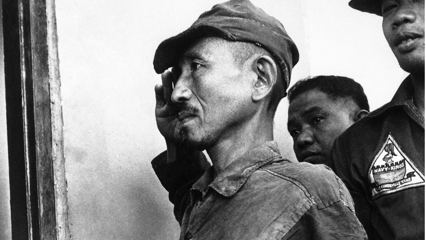 1974 ergibt sich Leutnant Hiroo Onoda.