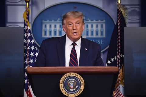 Trump auf einer Pressekonferenz im Weißen Haus