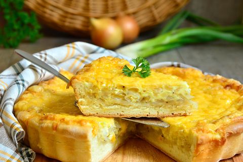 Zwiebelkuchen gelingt auch ohne Hefe
