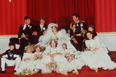 VOE STERN 36/2020  ©Alpha Press M023193   PRINCE CHARLES & PRINCESS DIANA WITH BRIDESMAIDS AND USHERS AND PAGEBOYS< INCLUDING INDIA HICKS, PRINCE ANDREW PRINCE EDWARD  "ROYAL WEDDING"   LONDON 29/07/81