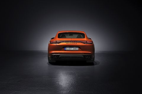 Porsche Panamera 2021
