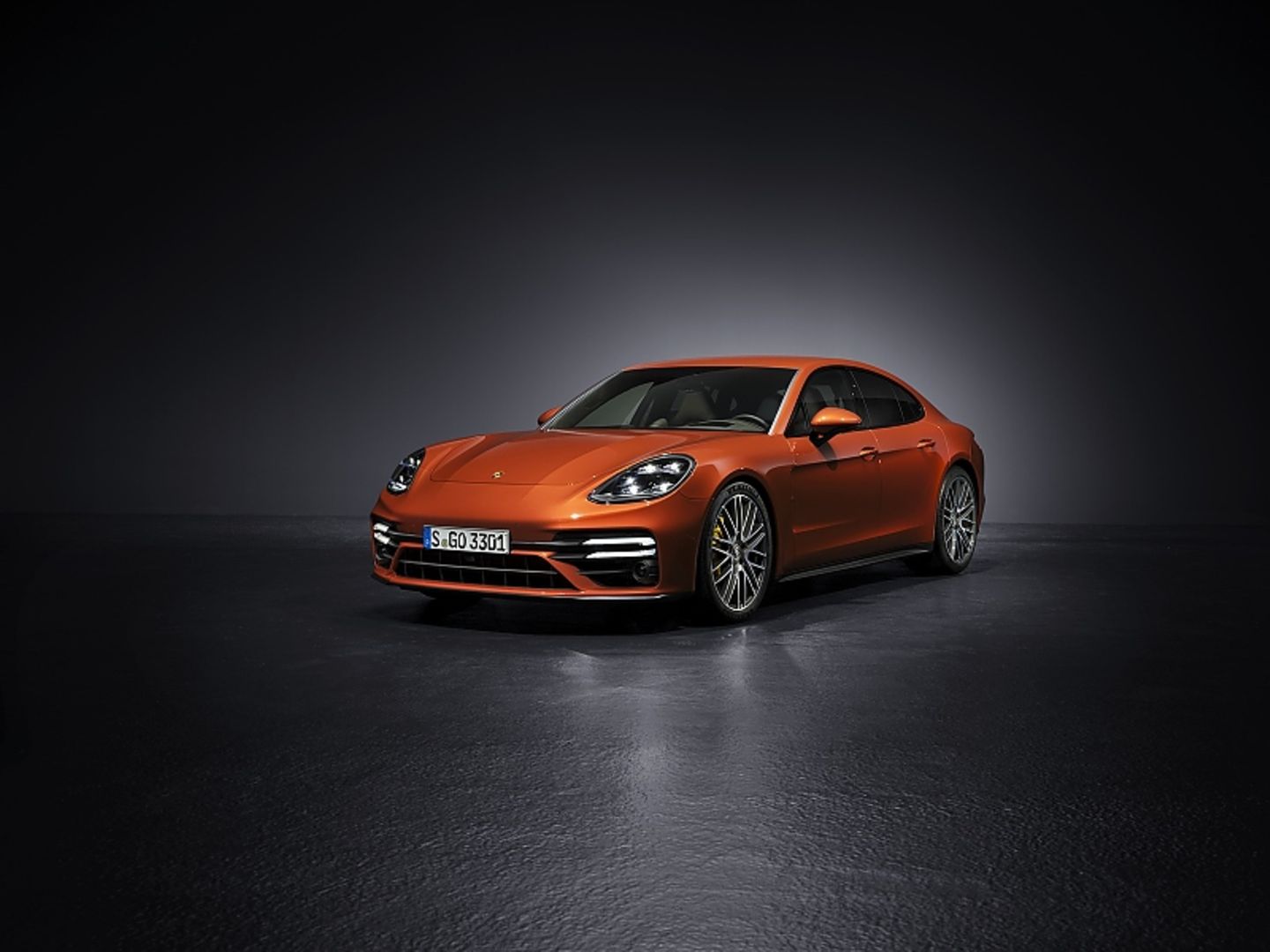 Porsche Panamera 2021
