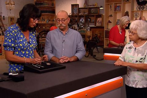 Bares für Rares: Heide Rezepa-Zabel, Horst Lichter und Verkäuferin Erdmann