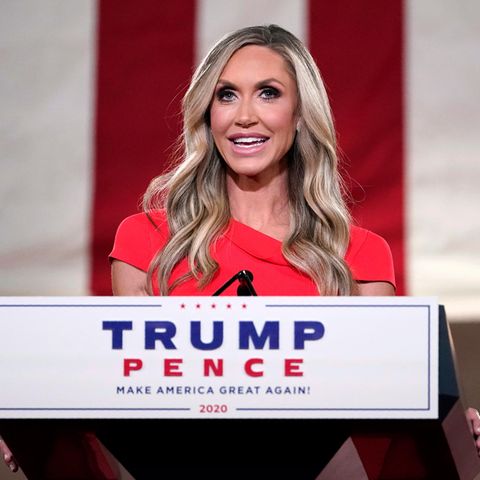 Lara Trump, Ehefrau von Donald Trumps Sohn Eric, spricht während des Parteitages der Republikaner