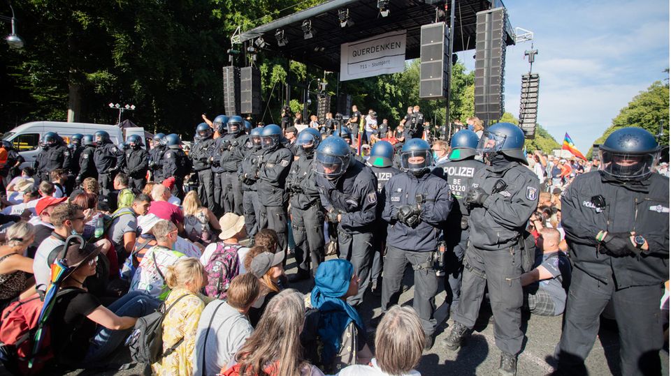 Corona-News - Widerspruch gegen Demo-Verbot in Berlin