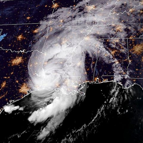Das Satellitenbild zeigt Hurrikan Laura über dem US-Bundesstaat Louisiana