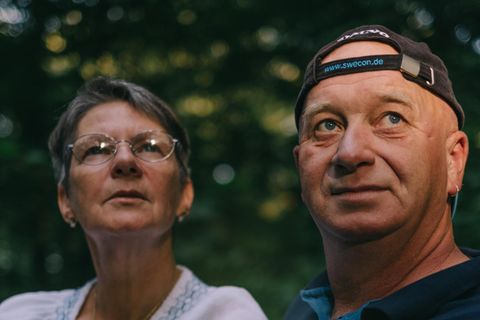 Bräutigamseiche in Eutin: Es begann mit einem Brief in einem Baum – die ungewöhnliche Liebesgeschichte von Henning und Kirsten