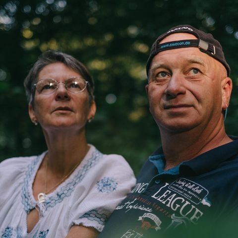 Bräutigamseiche in Eutin: Es begann mit einem Brief in einem Baum – die ungewöhnliche Liebesgeschichte von Henning und Kirsten