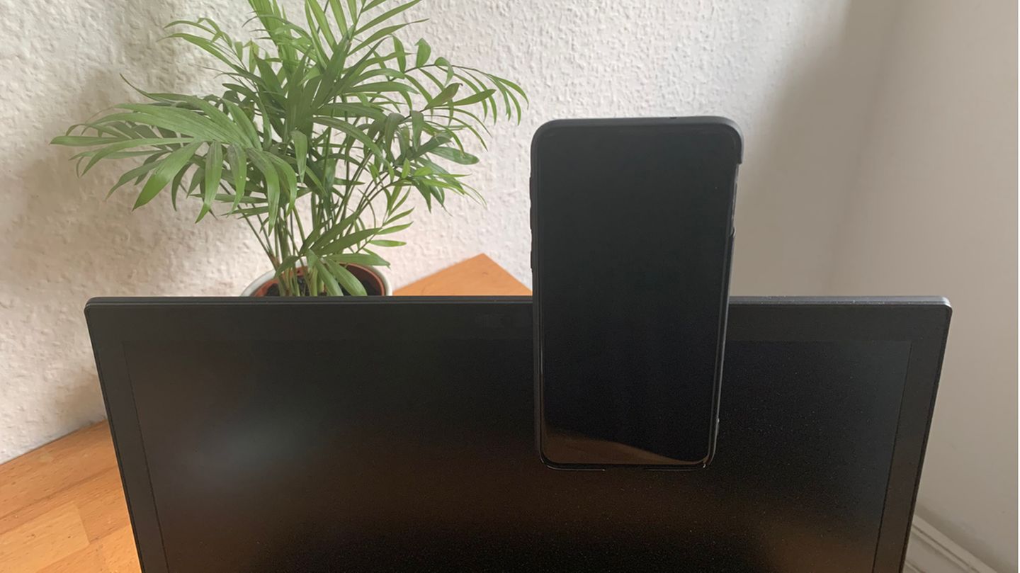 flapgrip für freihändige Video-Calls