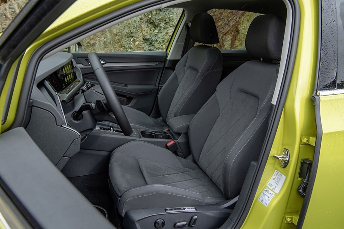 VW Golf 1.0 eTSI