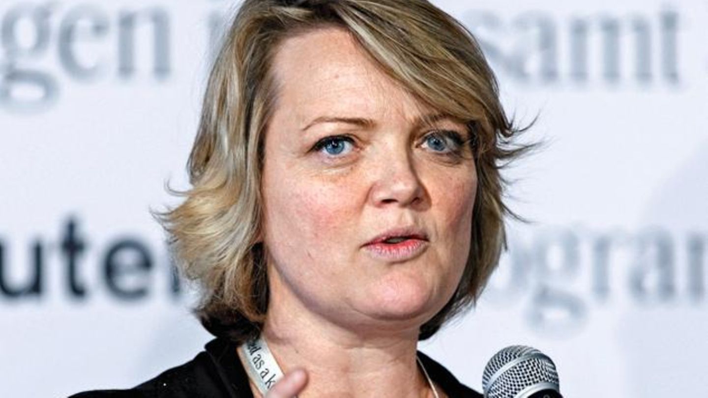 06.05.2019, Berlin: Talk: Medienkompetenz in der SchuleSpeaker: Jochen Spangenberg, Juliane von Reppert-BismarckDie re:publica ist eine der weltweit wichtigsten Konferenzen zu den Themen der digitalen Gesellschaft. Sie findet in diesem Jahr vom 06. b... Juliane von Reppert-Bismarck