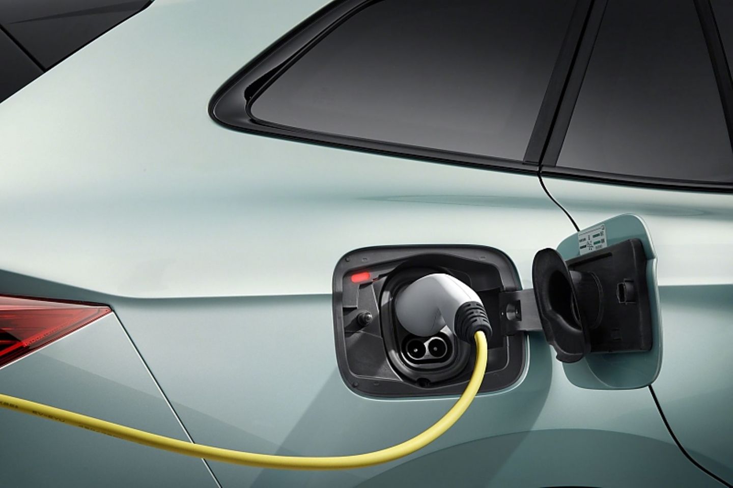 Der Skoda Enyaq iV kann mit maximal 125 kW geladen werden