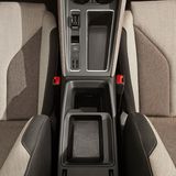 Die Ablagen sind gewohnt praktisch