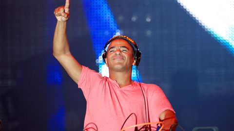 DJ Erick Morillo am DJ-Pult