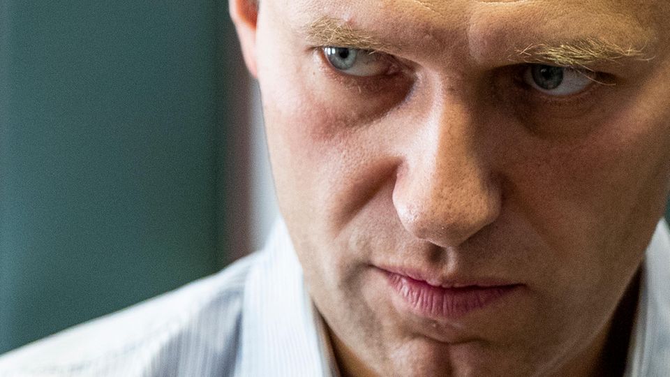 Alexej Nawalny ist mit dem chemischen Nervenkampfstoff Nowitschok vergiftet worden Alexej Nawalny ist mit dem chemischen Nervenkampfstoff Nowitschok vergiftet worden