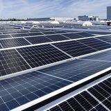 Auf dem Dach befindet sich Fotovoltaik, die für 30 Prozent der Energie sorgen soll