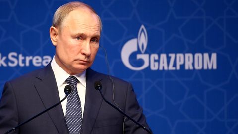 Wladimir Putin verdankt seine Macht vor allem dem Geld, das er an seine Getreuen weitergibt 