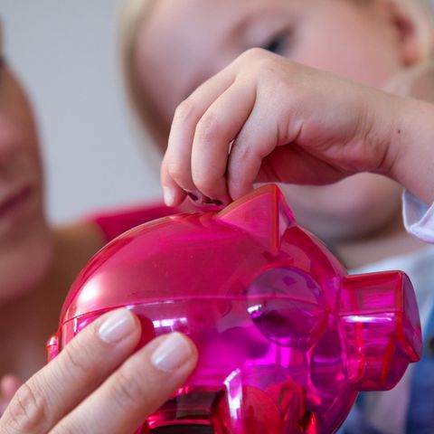 Viele Eltern wollen den Corona-Kinderbonus sparen (Archivbild)