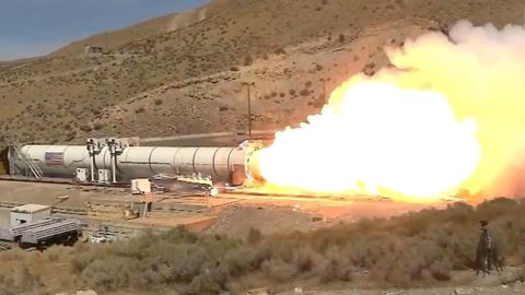 Nasa testet ihre "SLS"-Rakete für das Artemis-Programm.