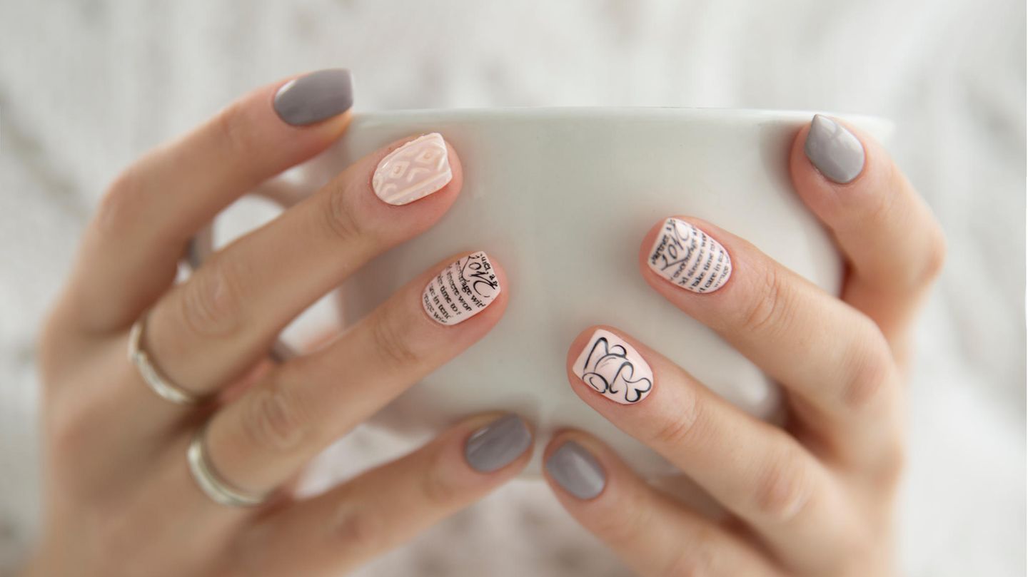 Nail foil for beautiful nails: great alternative to nail polish