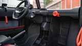 Das Cockpit bietet das Nötigste