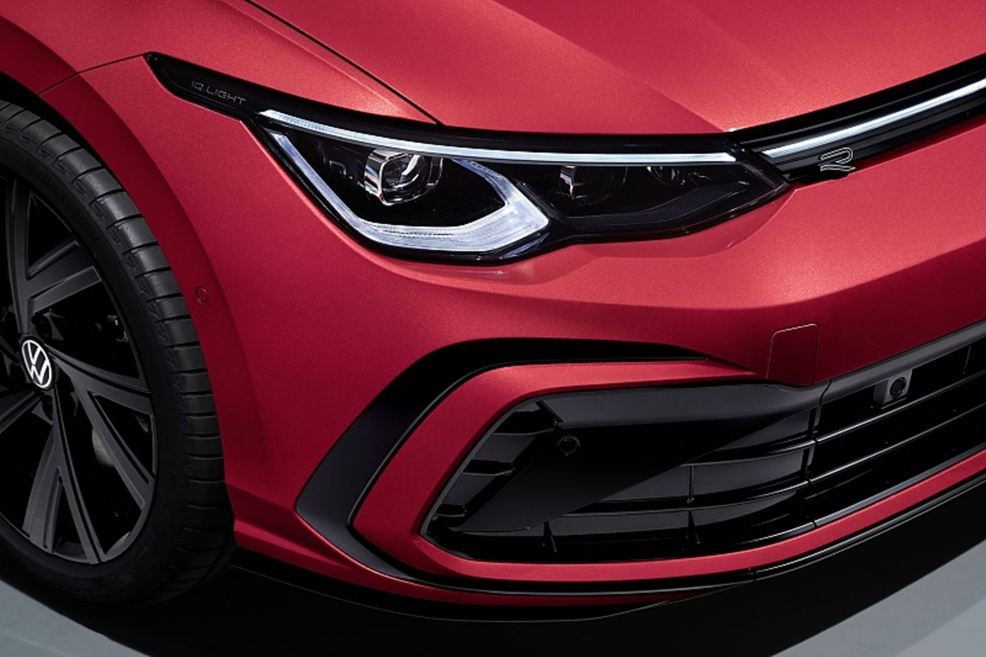 Der Golf 8 Variant hat Voll-LED Licht