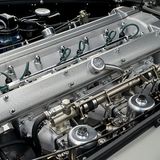 Der Reihensechszylinder hat 294 PS