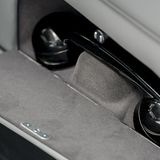 Das Telefon befindet sich in der Fahrertür