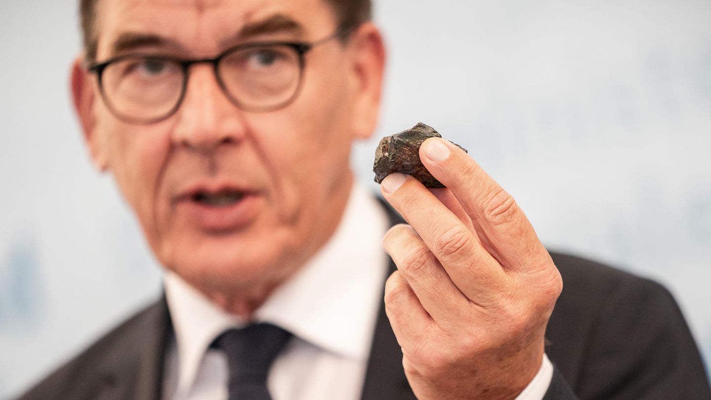 Entwicklungsminister Gerd Müller (CSU) bei der Pressekonferenz zum Lieferkettengesetz im Juli