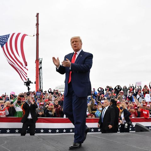 US-Präsident Donald Trump auf dem MBS International Airport in Freeland, Michigan