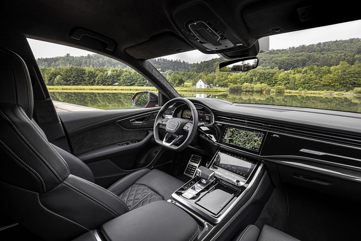 Die Verarbeitung des Cockpits ist tadellos